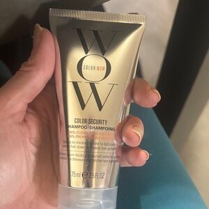 Color Wowcolor security  Shampoo 25floZ brand new never used make an offer today